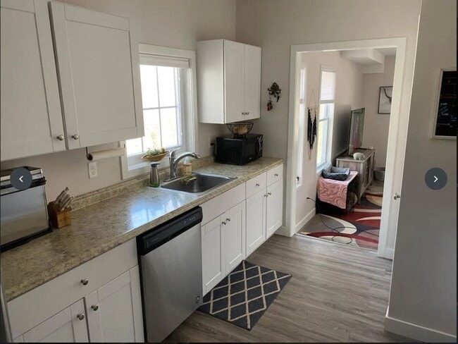 Building Photo - 40 Summer St