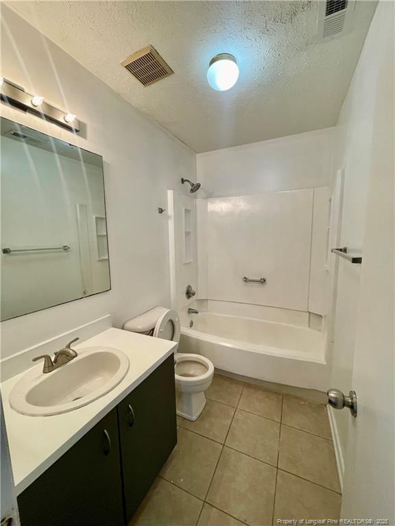 Building Photo - 6736 Willowbrook Dr