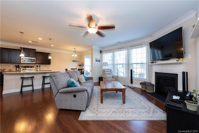 Building Photo - Immaculate 5bd 3bd Berewick home with many newly upgrades!