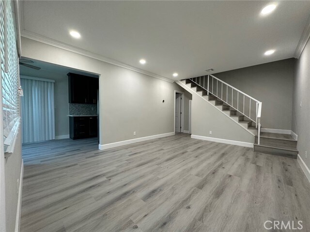 Building Photo - 260 Linda Rosa Ave