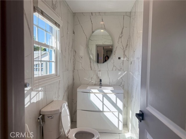 Building Photo - 6910 Laramie Ave