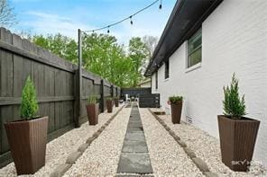 Building Photo - 110 SE 13th St