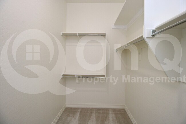 Building Photo - 1781 E Aster Pl