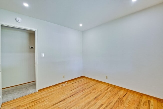 Building Photo - 1534 Crespi Dr