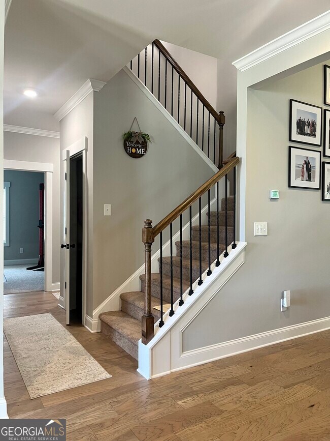 Building Photo - 1180 Legend Dr