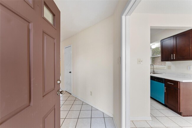 Building Photo - 6422 Chatham Island Ln