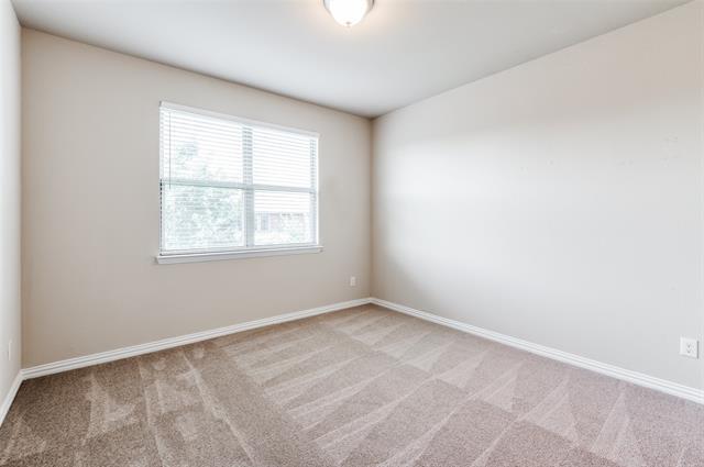 Building Photo - 2409 Shenfield Dr