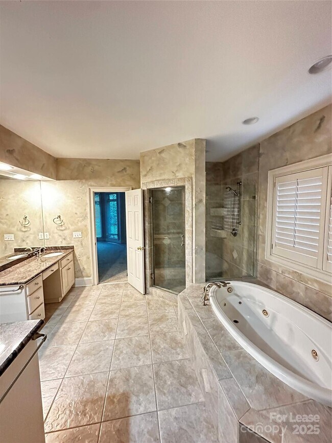 Building Photo - 5523 Challis View Ln