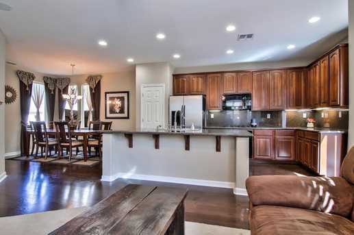 Building Photo - Stunning (Formal Model) 3/3 w/Huge Loft!  Please read entire ad before requesting a viewing!!