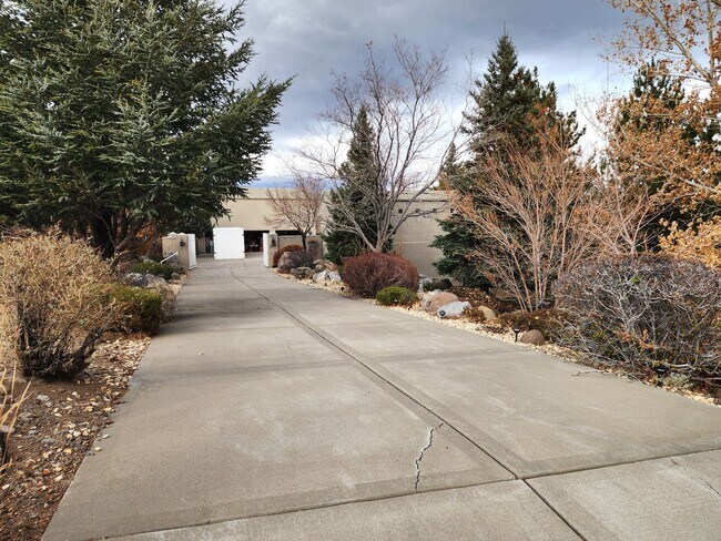 Building Photo - Multi-level Mosaic Mansion in Southwest, Reno