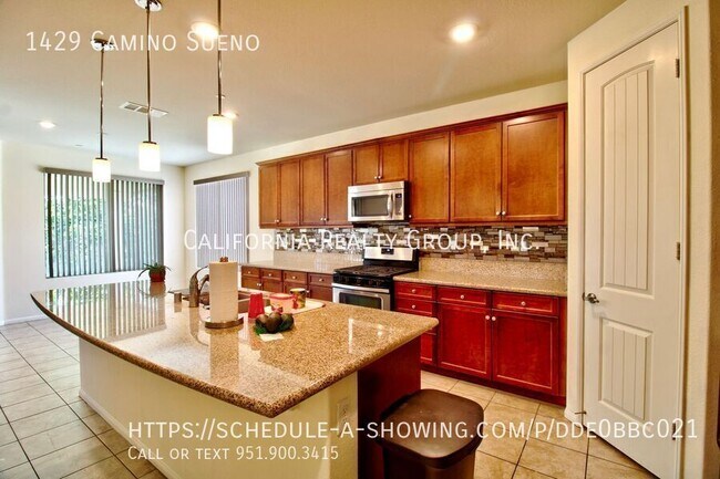 Building Photo - 1429 Camino Sueno