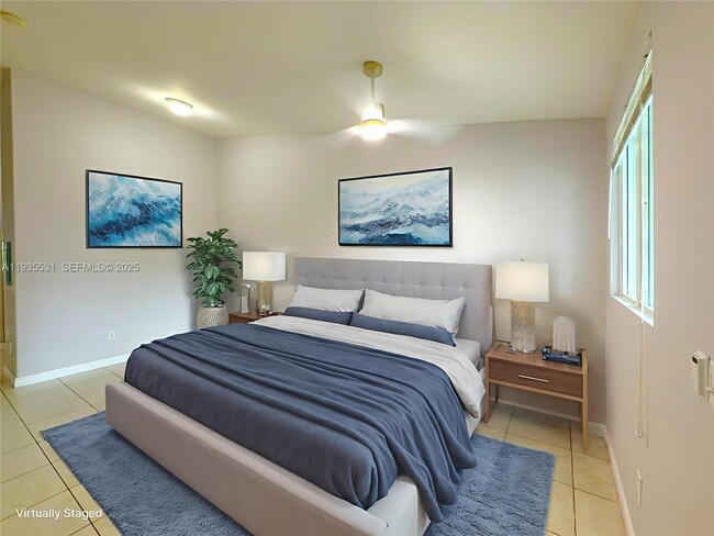 Building Photo - 1543 SE 25th St