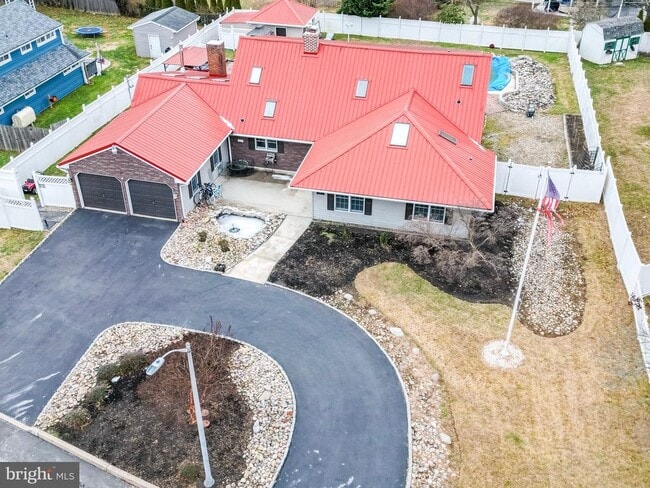 Building Photo - 24 Rose Apple Rd