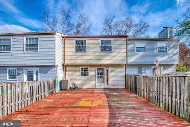 Building Photo - 9220 Pinenut Ct