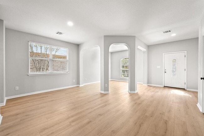 Building Photo - 254 Oxford Dr