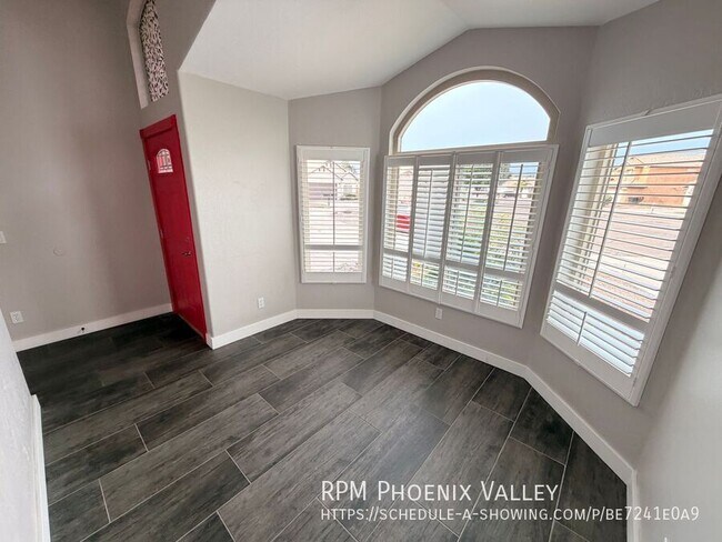 Building Photo - 8461 W Audrey Ln