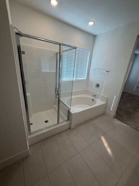 Building Photo - Lathrop - Gorgeous 5 Bedroom 3 Bathroom Home