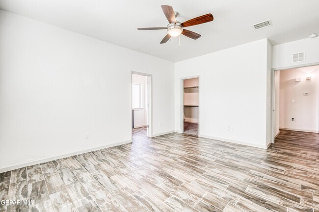 Building Photo - 6557 Toivoa Pl