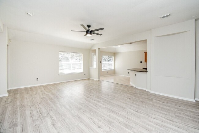 Building Photo - 14703 Concord Grove