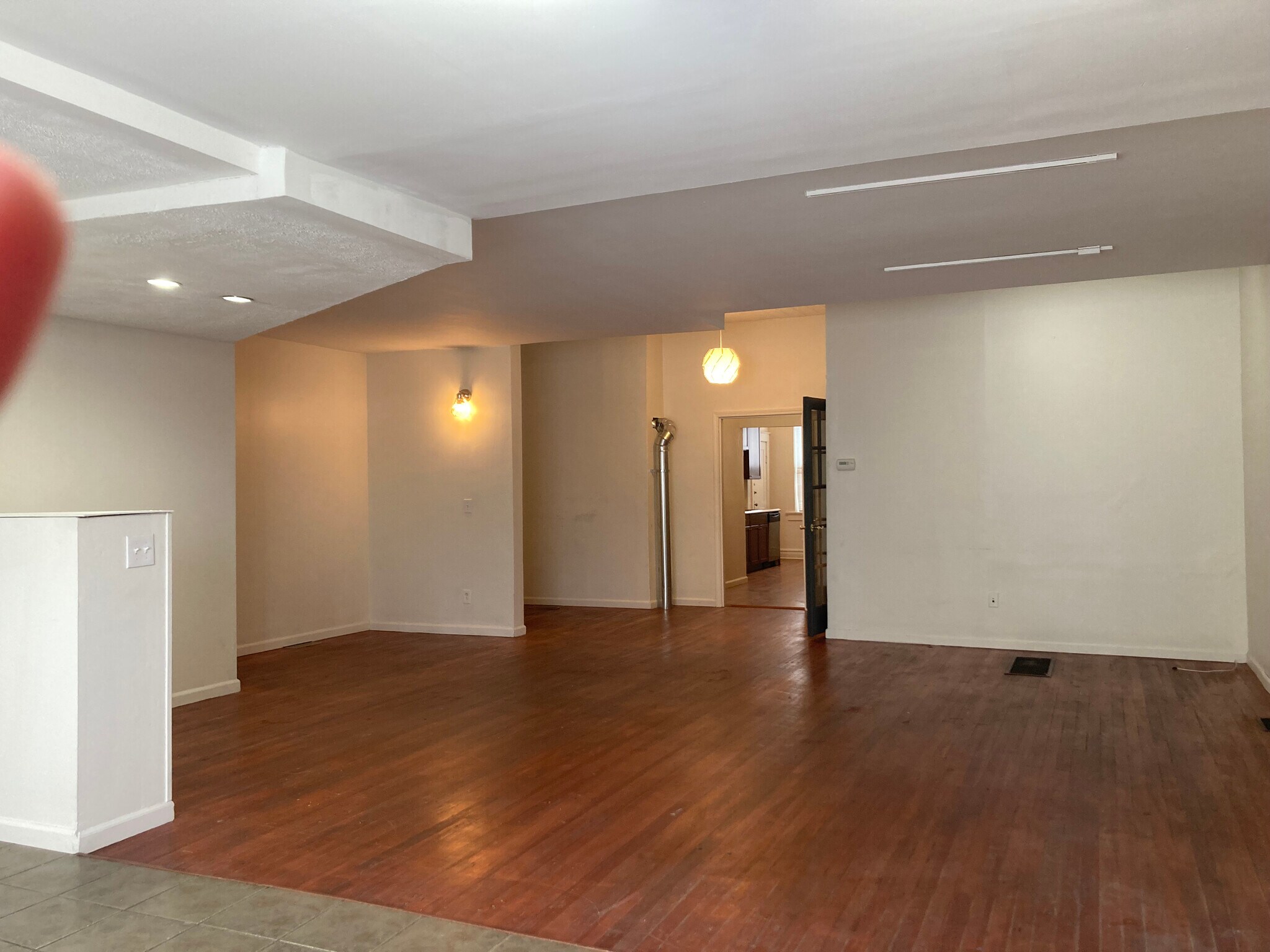 living room - 6644 Gravois Ave