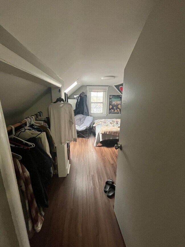 Building Photo - Five Bedroom Available for 26-27 School Year!