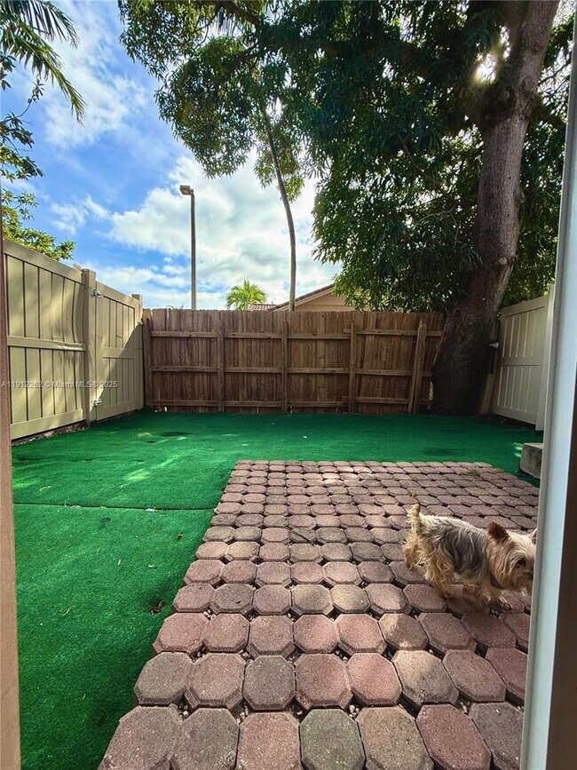 Building Photo - 63 SE 3rd Ave