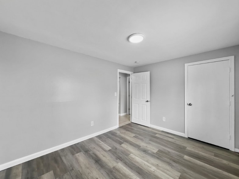 Building Photo - 70 Union St