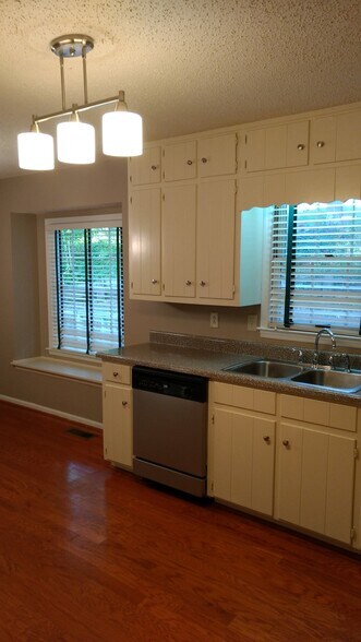 Building Photo - 2410 Basin Drive