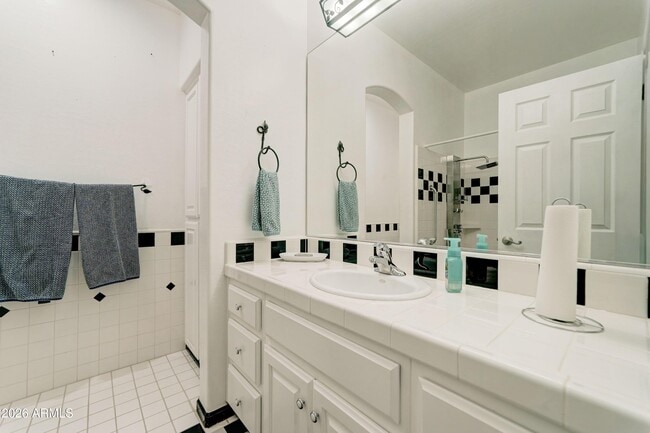 Building Photo - 14137 W Green Hollow Terrace
