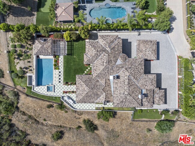 Building Photo - 29450 Malibu View Ct