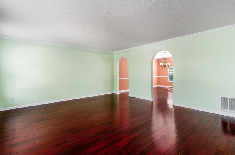 Building Photo - 3902 River's Run Dr