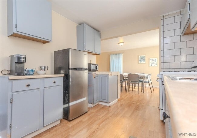 Building Photo - 1968 Mackenna Ave