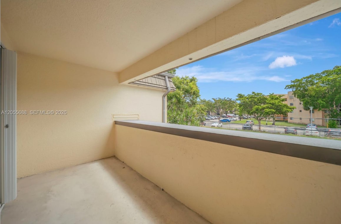 Building Photo - 8769 SW 137th Ave
