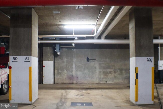 Building Photo - 1225 Martha Custis Dr