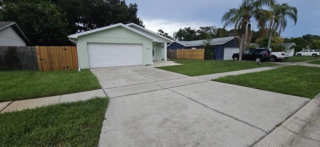 Building Photo - 2055 Dodge St