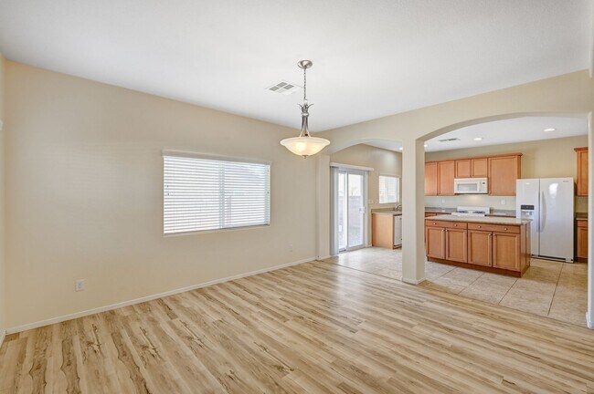 Building Photo - 4 Bedroom Near Spring Valley— Your Next Chapter Starts Here!