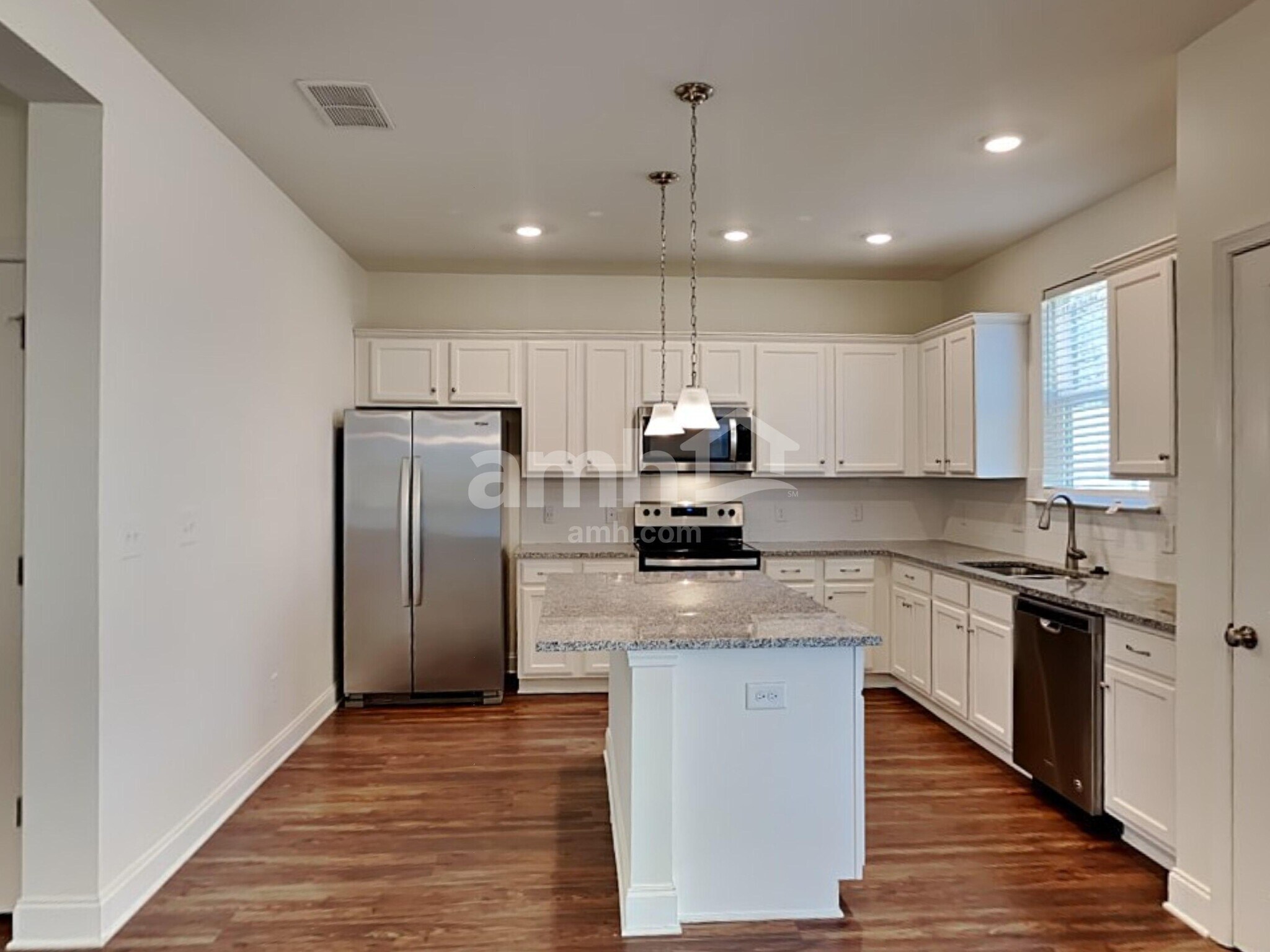 Building Photo - 607 Lk Vis Ct