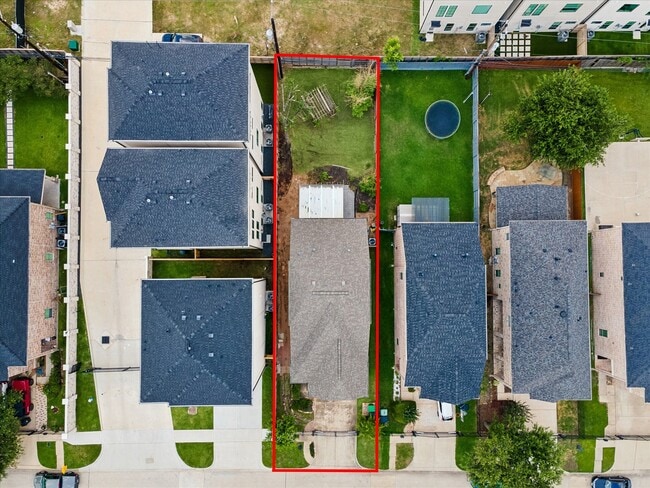 Building Photo - 7608 Janak Dr