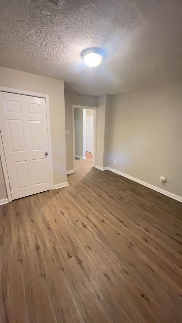 Building Photo - Newly Rehabbed Home in Binghampton - Open ...