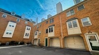 Building Photo - 519 W 20th St