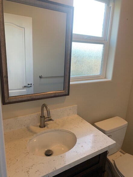 Building Photo - 21387 Crestwind Dr