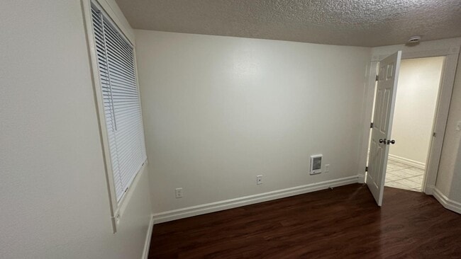 Building Photo - 15616 SE Division St