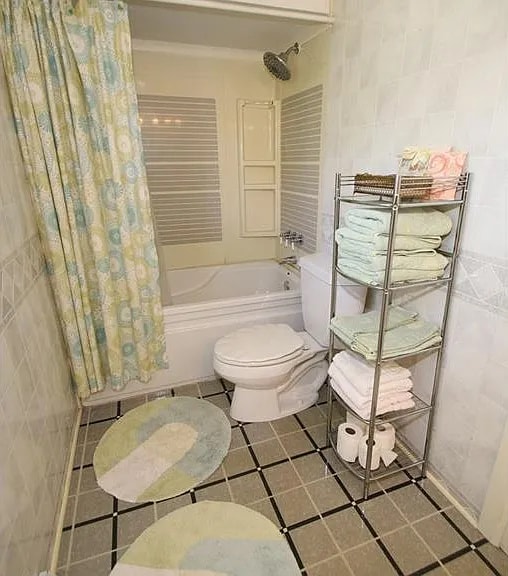 Building Photo - 1771 E 234th St