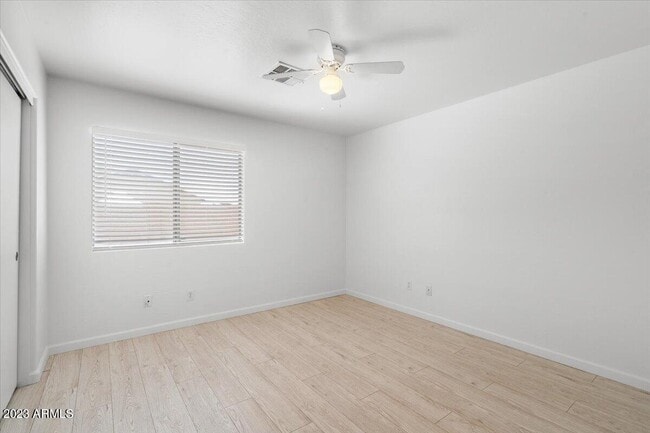 Building Photo - 14975 W Acapulco Ln