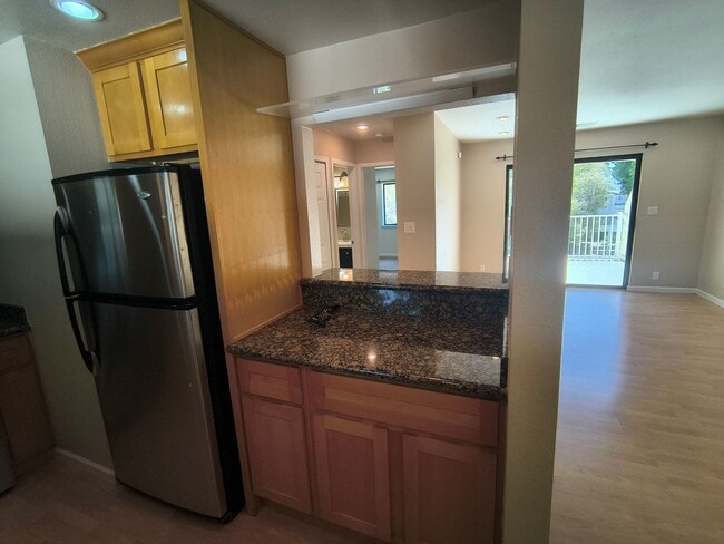 Building Photo - 1BED/1BATH Condo Located in a Quiet Area of Downtown Concord, Ca!!