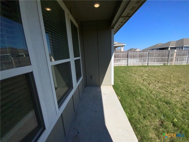 Building Photo - 2829 Valdez Dr