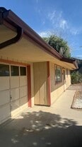 Building Photo - 489 31 1/4 Rd