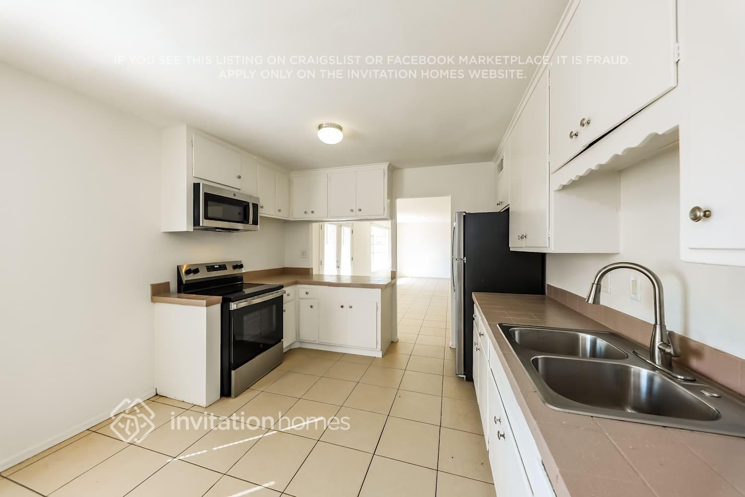 Building Photo - 4147 W Tuckey Ln