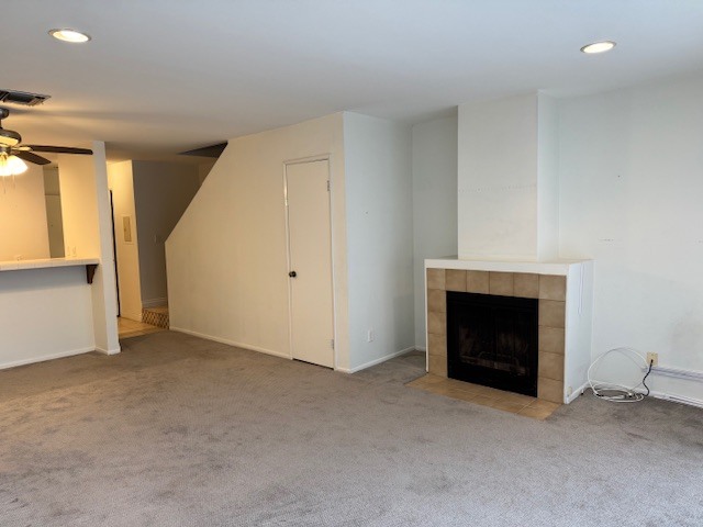 fire place and closet in dining room/ living room combo - 350 Burchett St