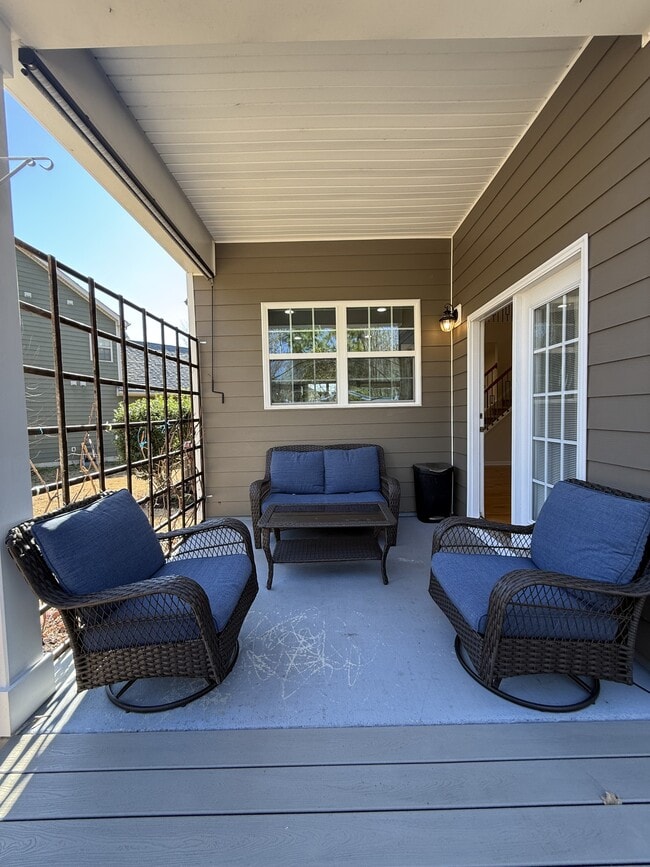 Building Photo - 505 Sweet Laurel Ln